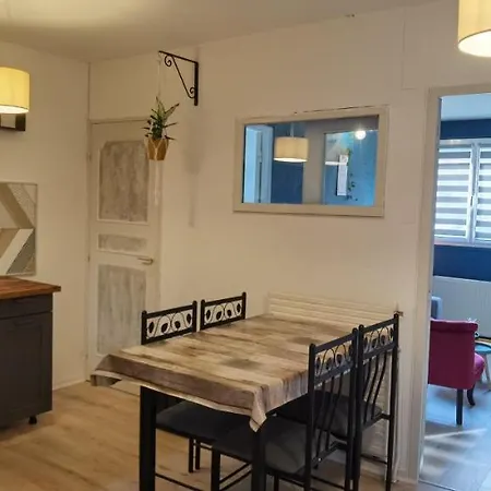 公寓 T2 Proche Chateau, Gare, Uco, Parking Prive Gratuit *