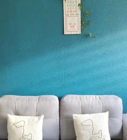 T2 Proche Chateau, Gare, Uco, Parking Prive Gratuit شقة أنجير