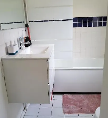 Apartament T2 Proche Chateau, Gare, Uco, Parking Prive Gratuit