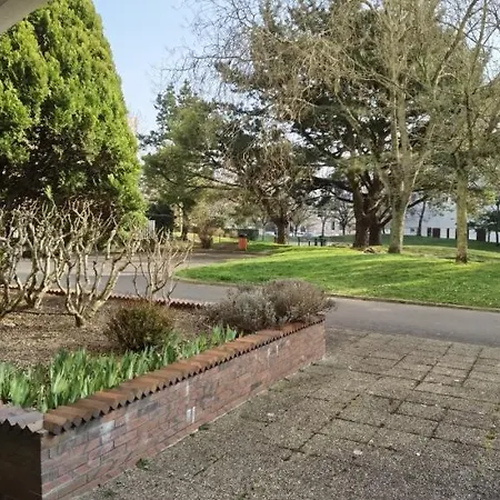 T2 Proche Chateau, Gare, Uco, Parking Prive Gratuit